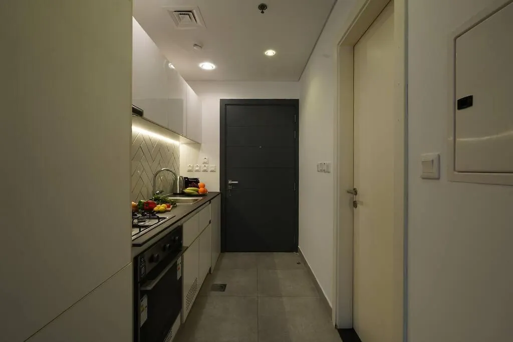 Dayf-Luc Stylish Studio Modern Comfort & Great Location Dubai Apartment