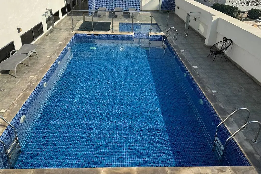 Dayf-Luc Stylish Studio Modern Comfort & Great Location Dubai Apartment