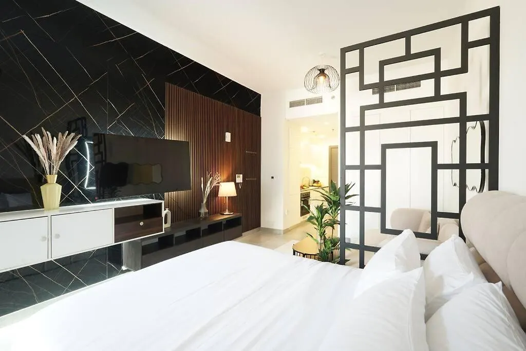 Dayf-Luc Stylish Studio Modern Comfort & Great Location Дубай Апартаменты